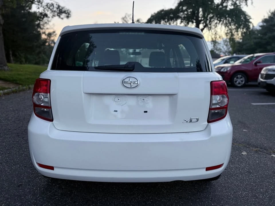 2010 Scion xD - Image 6 of 17