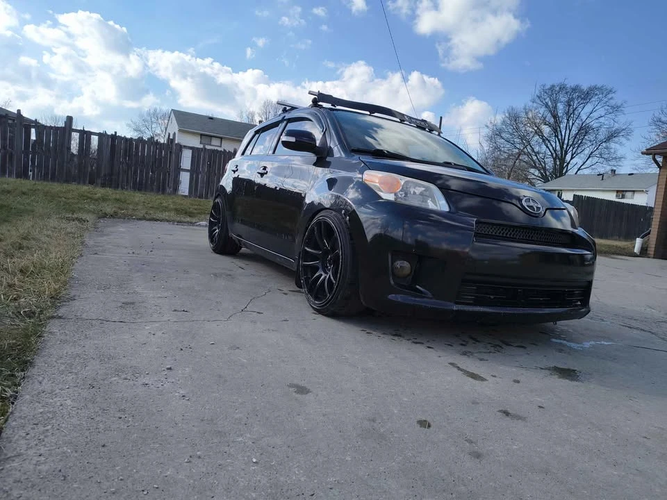 2010 Scion xD - Image 2 of 4