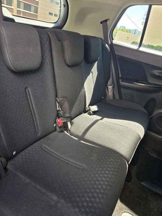 2010 Scion xD - Image 7 of 12