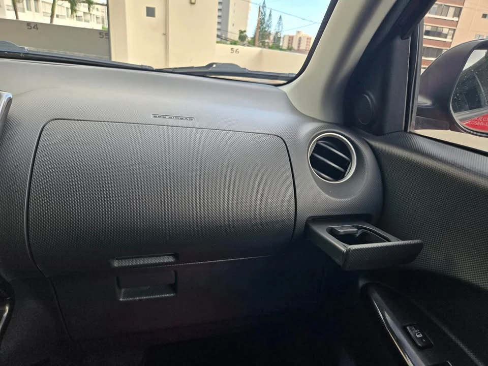 2010 Scion xD - Image 5 of 12
