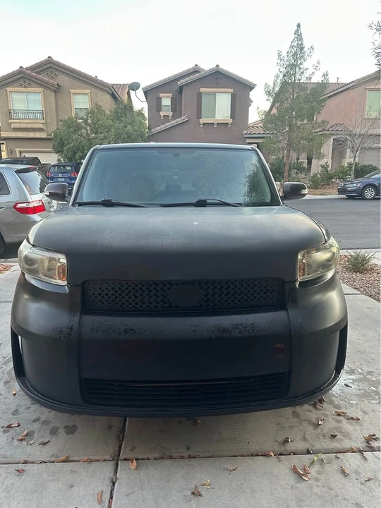 2010 Scion xB - Image 2 of 8