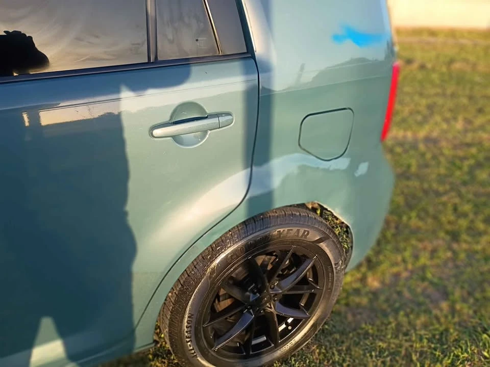 2010 Scion xB - Image 4 of 7