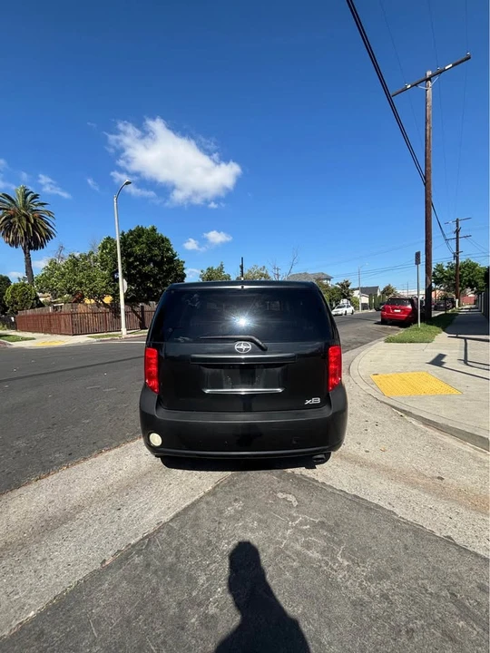 2010 Scion xB - Image 4 of 12
