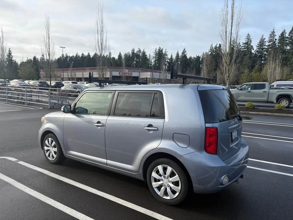 2010 Scion xB - Image 2 of 8