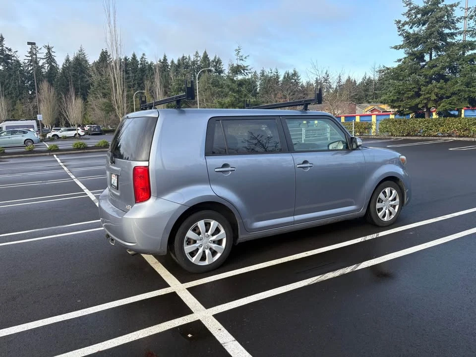 2010 Scion xB - Image 4 of 8