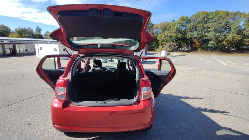 2010 Scion xD - Image 12 of 13