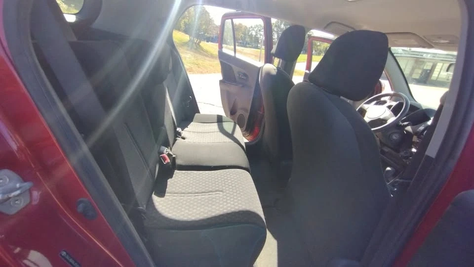 2010 Scion xD - Image 10 of 13