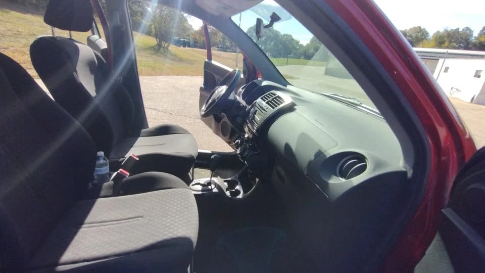 2010 Scion xD - Image 11 of 13