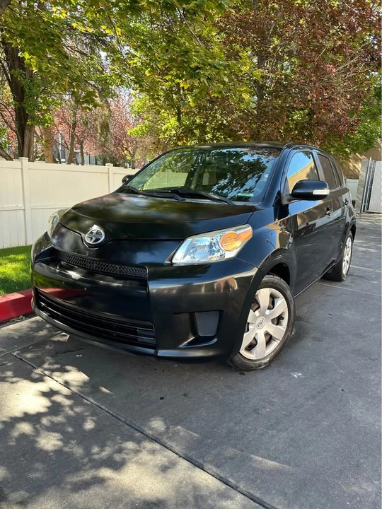 2010 Scion xD - Image 2 of 14