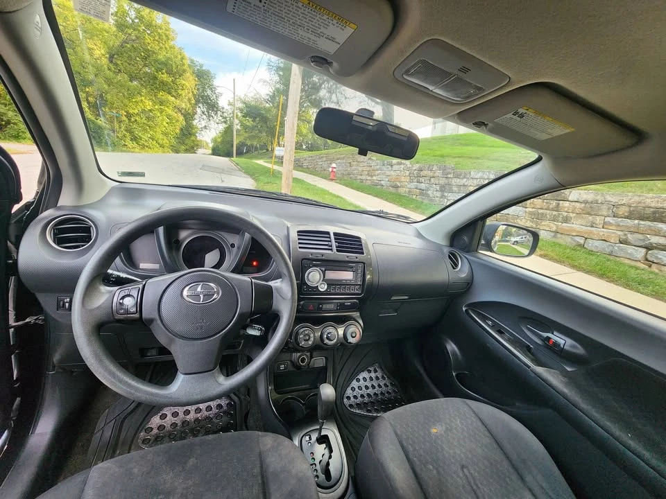 2010 Scion xD - Image 11 of 11