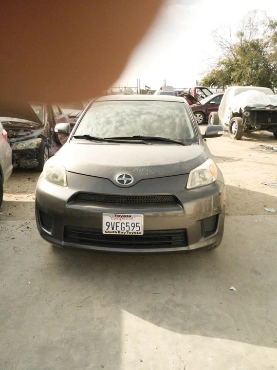 2010 Scion xD - Image 3 of 11