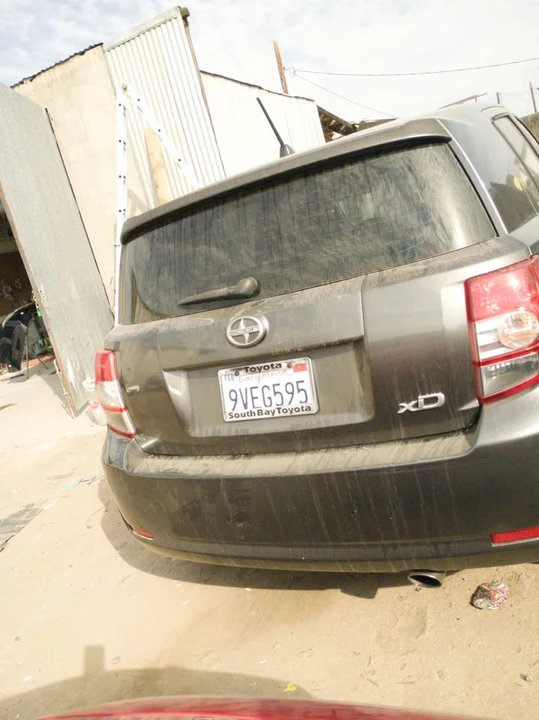 2010 Scion xD - Image 6 of 11