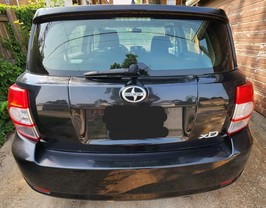 2010 Scion xD - Image 4 of 15