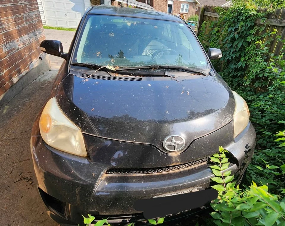 2010 Scion xD - Image 2 of 15