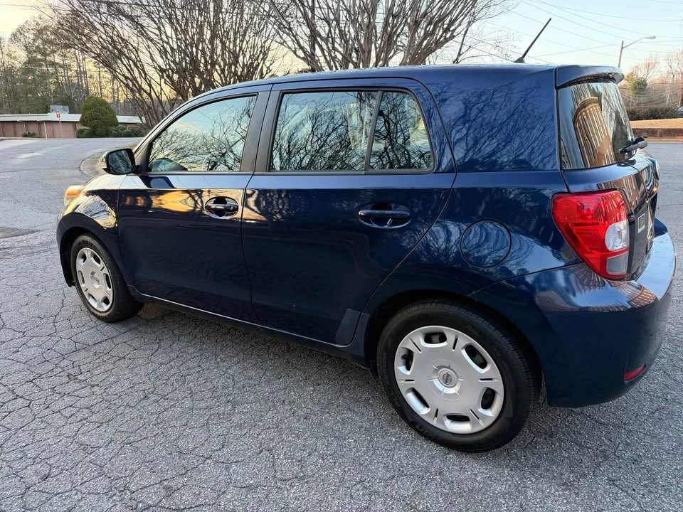2010 Scion xD - Image 4 of 8