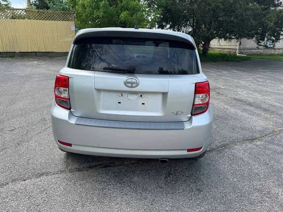 2010 Scion xD - Image 12 of 19