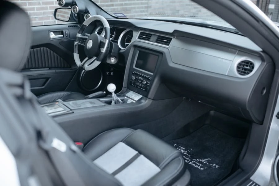 2010 Shelby GT500 - Image 5 of 12