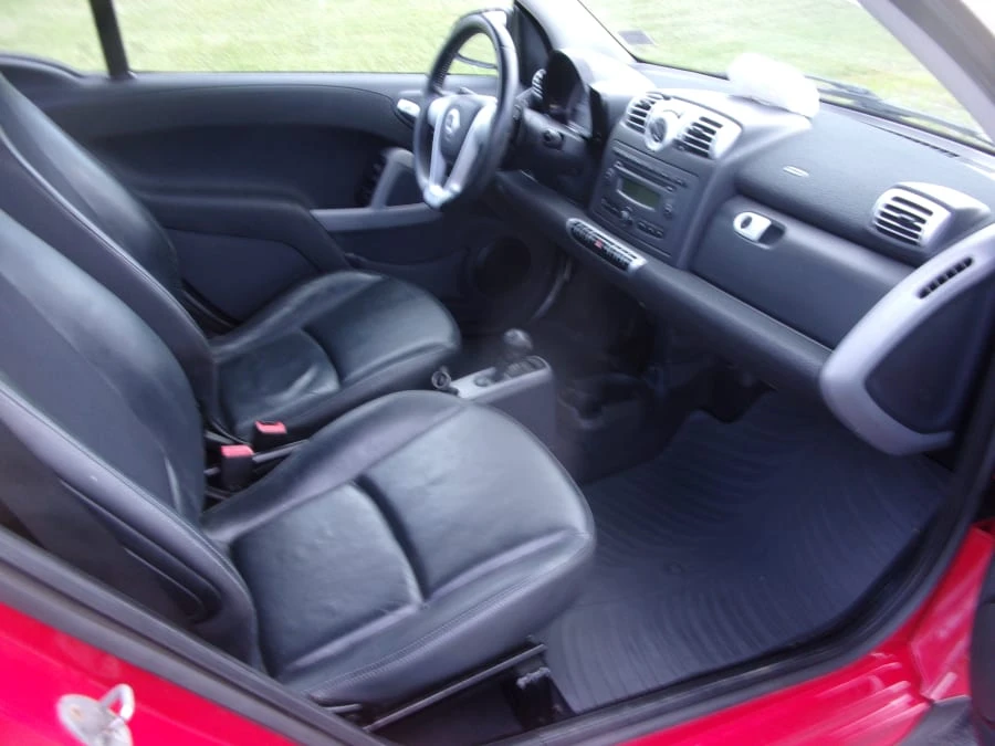 2010 Smart Fortwo 2nd Gen - Image 5 of 12