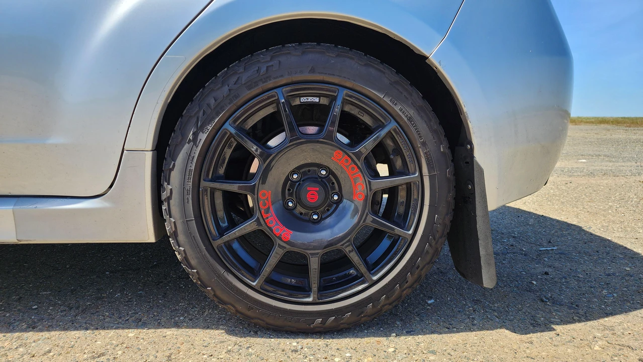 2010 Subaru Impreza WRX STi 3rd Gen - Image 17 of 31