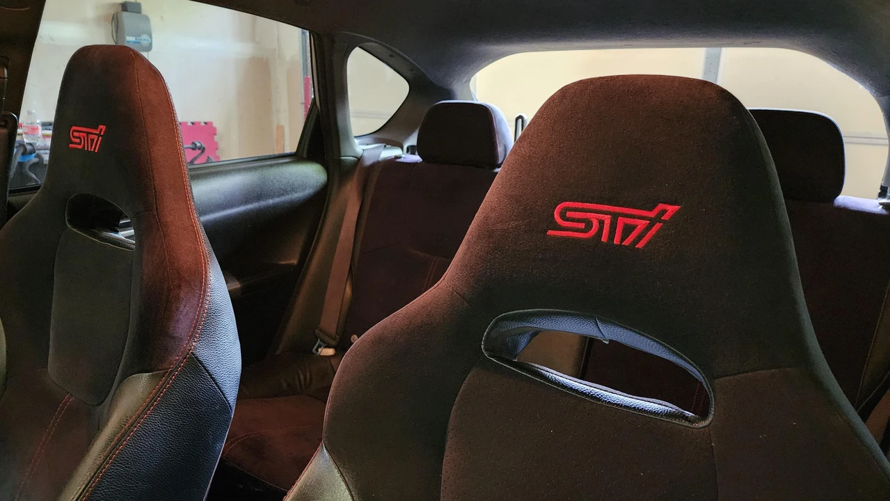2010 Subaru Impreza WRX STi 3rd Gen - Image 24 of 31