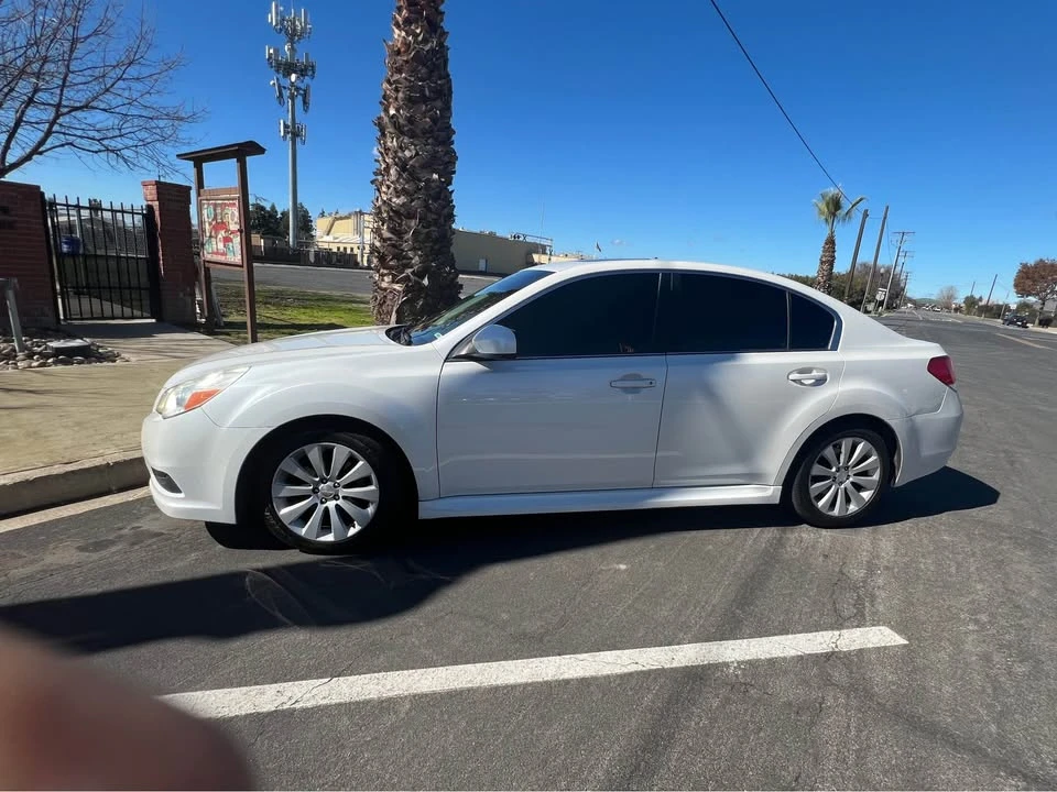 2010 Subaru Legacy 5th Gen - Image 2 of 6