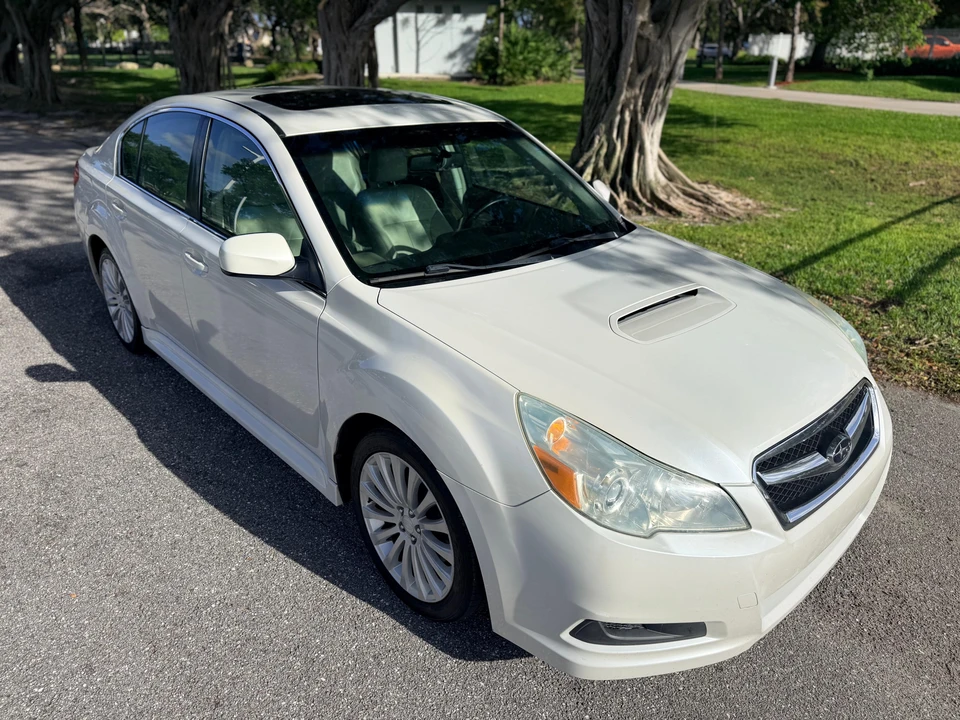 2010 Subaru Legacy 5th Gen - Image 25 of 31