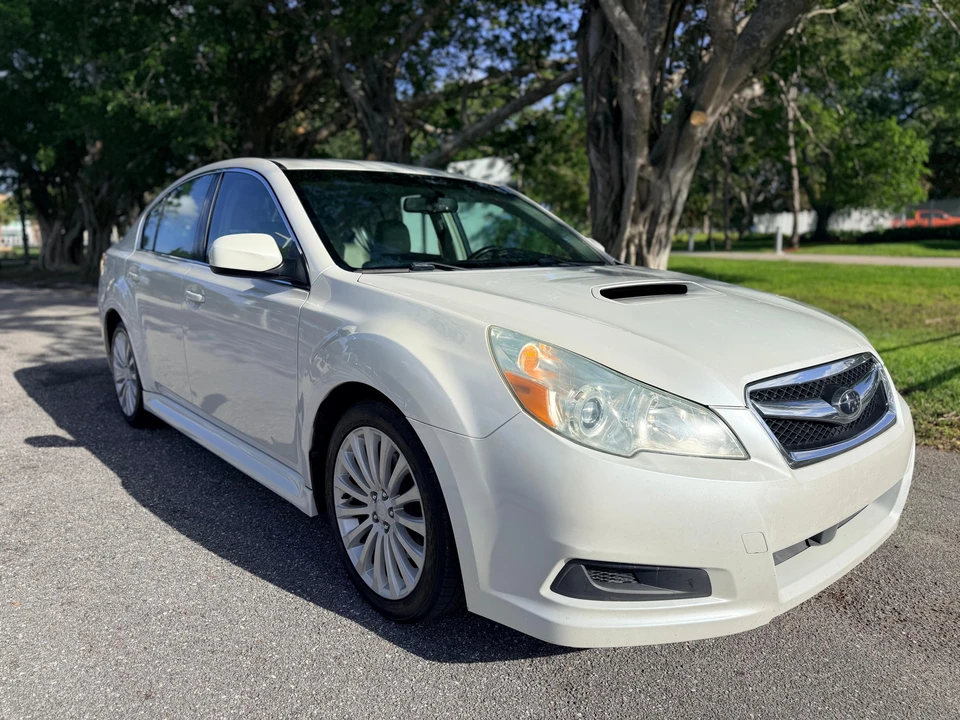 2010 Subaru Legacy 5th Gen - Image 27 of 31