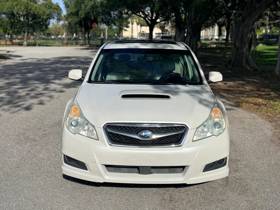 2010 Subaru Legacy 5th Gen - Image 6 of 31