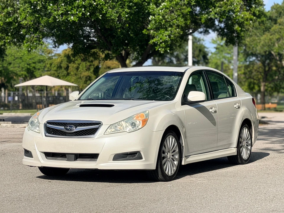 2010 Subaru Legacy 5th Gen - Image 8 of 31