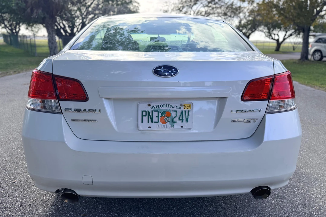 2010 Subaru Legacy 5th Gen - Image 5 of 31