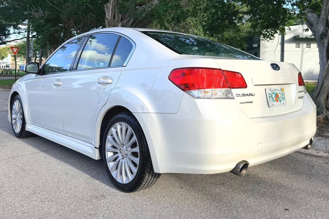 2010 Subaru Legacy 5th Gen - Image 4 of 31