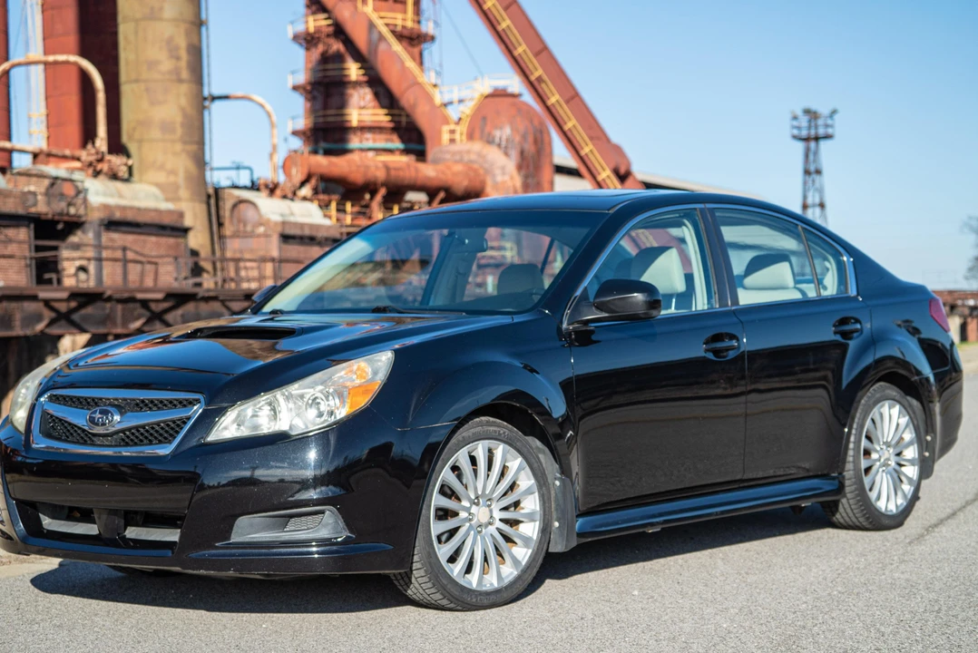 2010 Subaru Legacy 5th Gen - Image 6 of 31