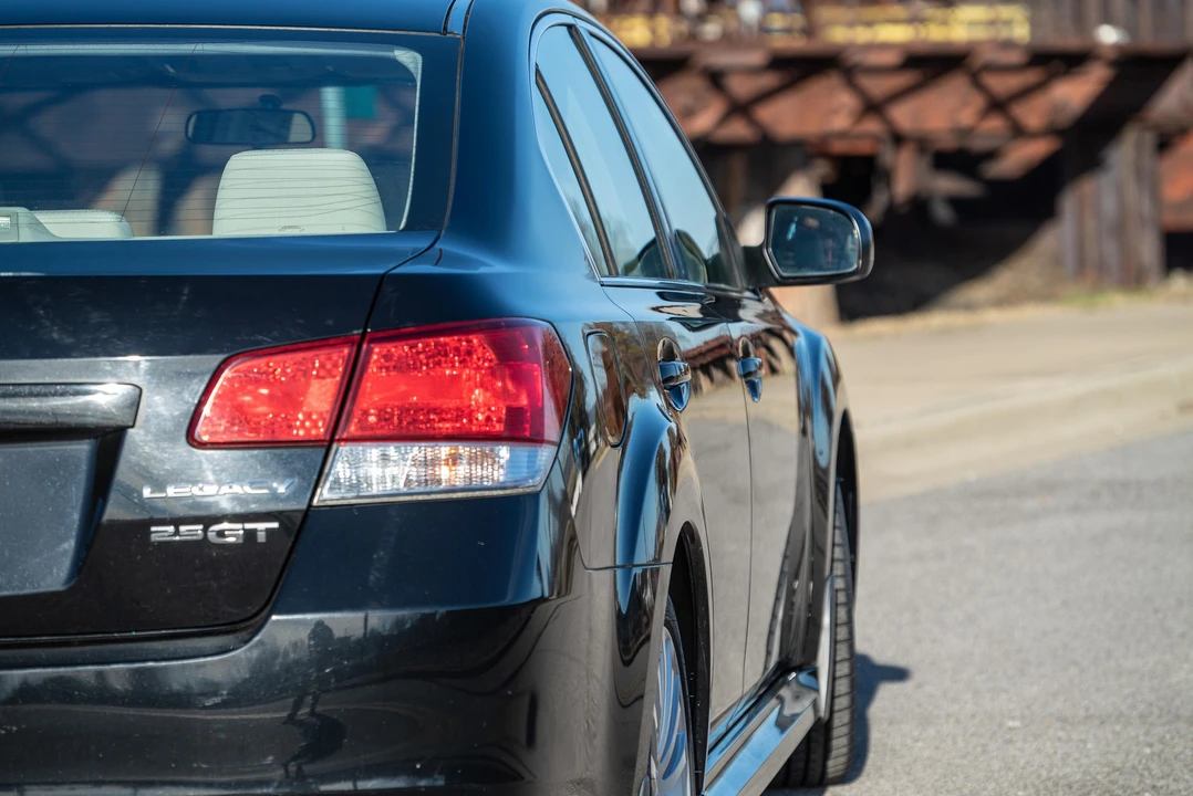 2010 Subaru Legacy 5th Gen - Image 25 of 31