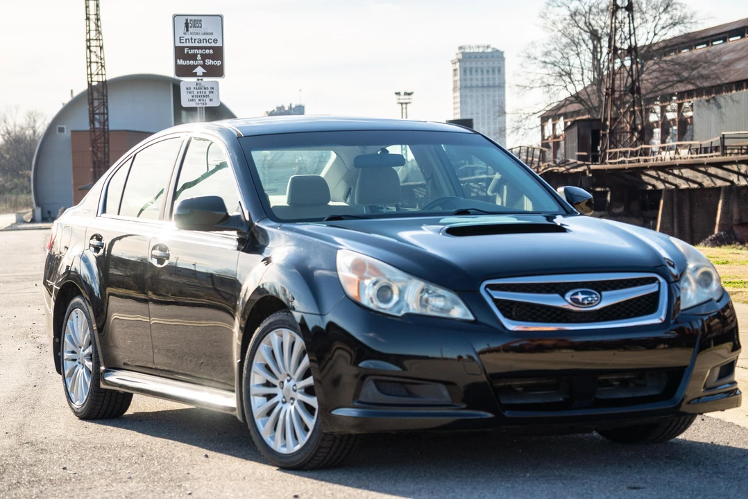 2010 Subaru Legacy 5th Gen - Image 13 of 31