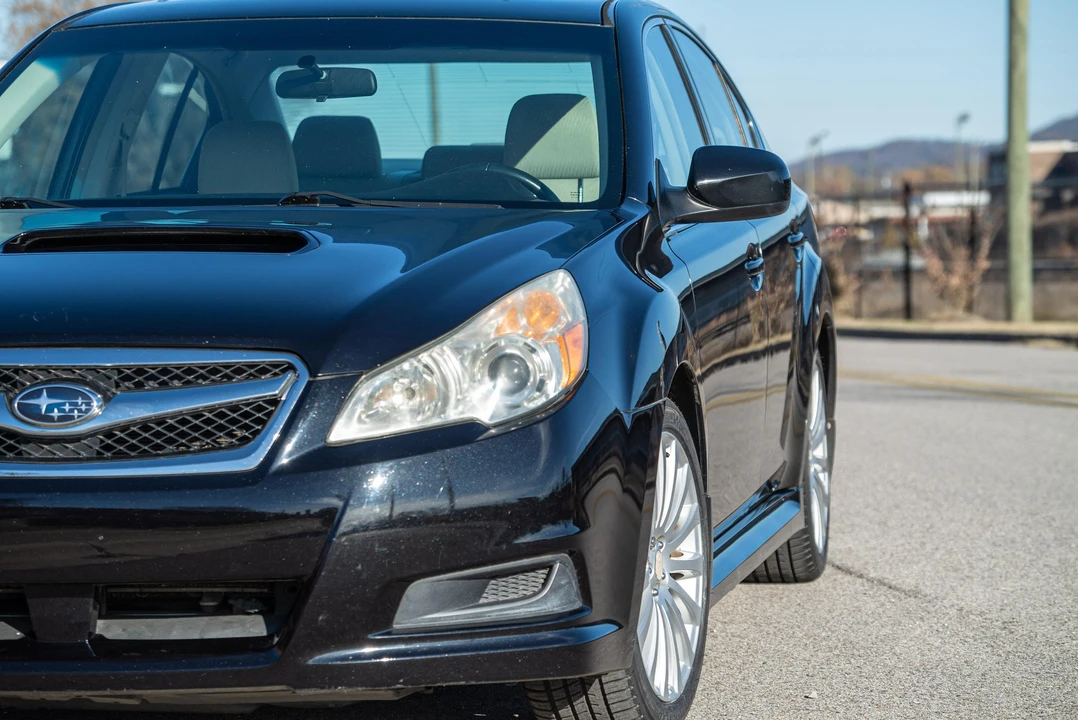 2010 Subaru Legacy 5th Gen - Image 19 of 31