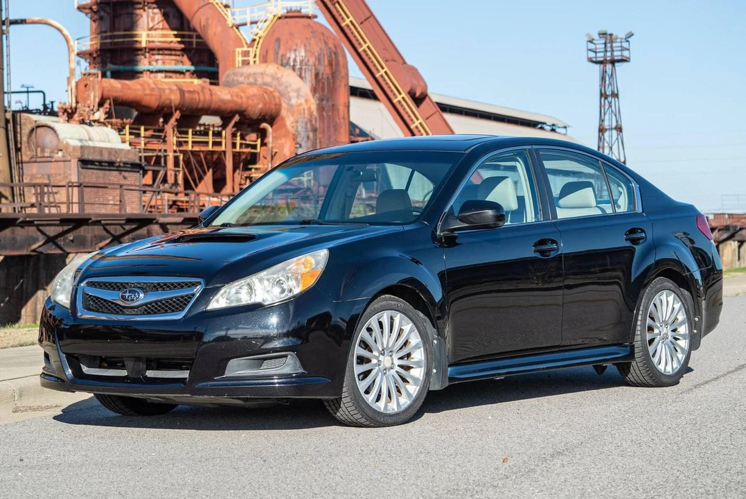 2010 Subaru Legacy 5th Gen - Image 7 of 31