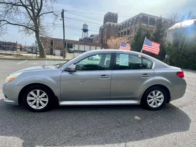 2010 Subaru Legacy 5th Gen - Image 6 of 12