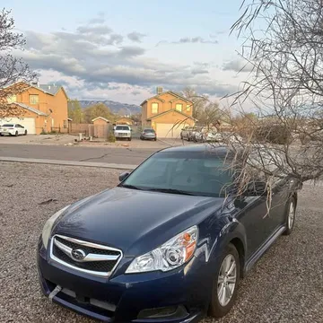 2010 Subaru Legacy 2.5i Premium Sedan