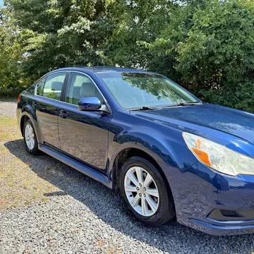 2010 Subaru Legacy 2.5i Premium Sedan