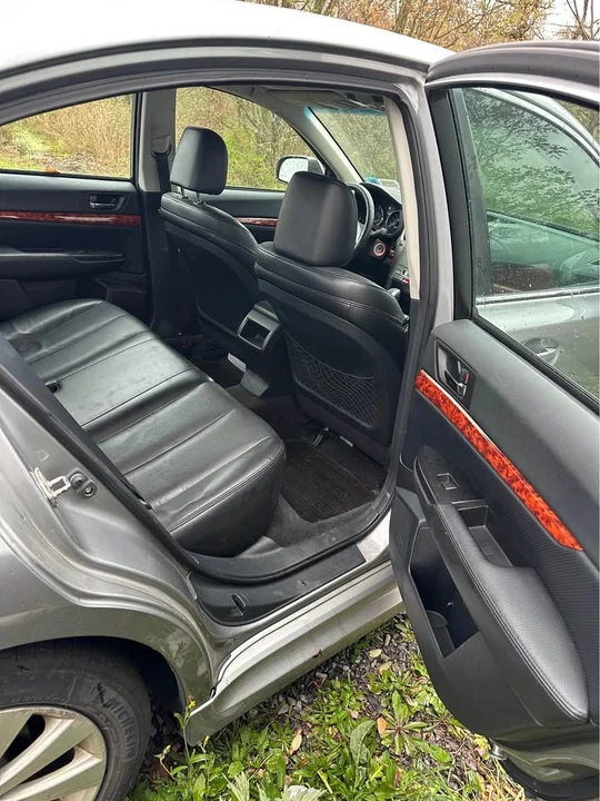 2010 Subaru Legacy 5th Gen - Image 13 of 14