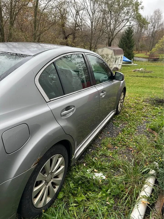 2010 Subaru Legacy 5th Gen - Image 3 of 14