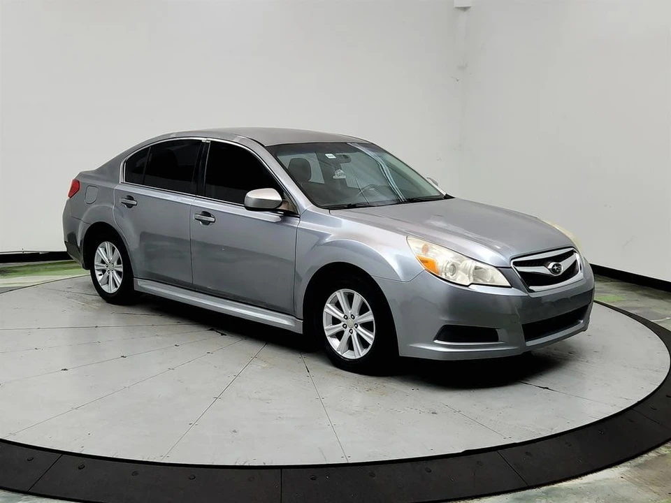 2010 Subaru Legacy 5th Gen - Image 3 of 31