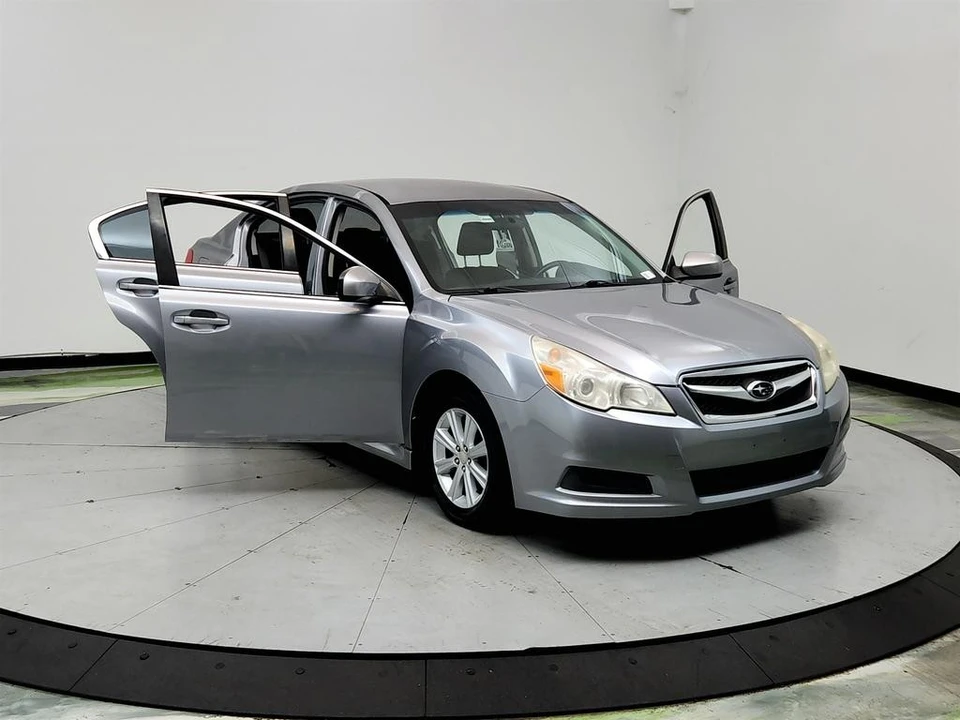 2010 Subaru Legacy 5th Gen - Image 10 of 31