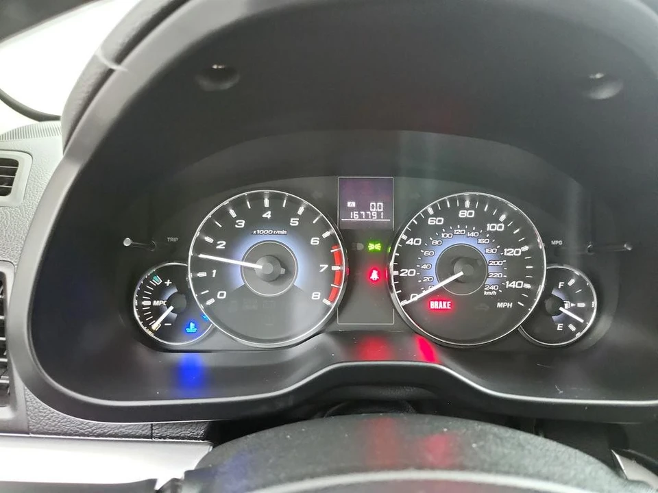 2010 Subaru Legacy 5th Gen - Image 15 of 31