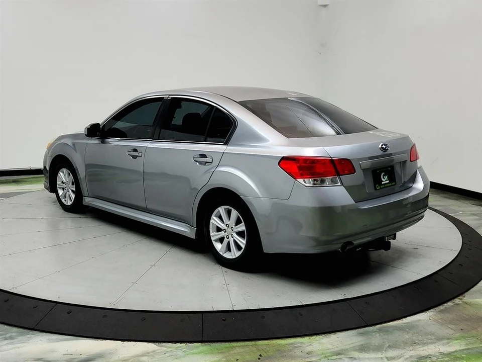 2010 Subaru Legacy 5th Gen - Image 7 of 31