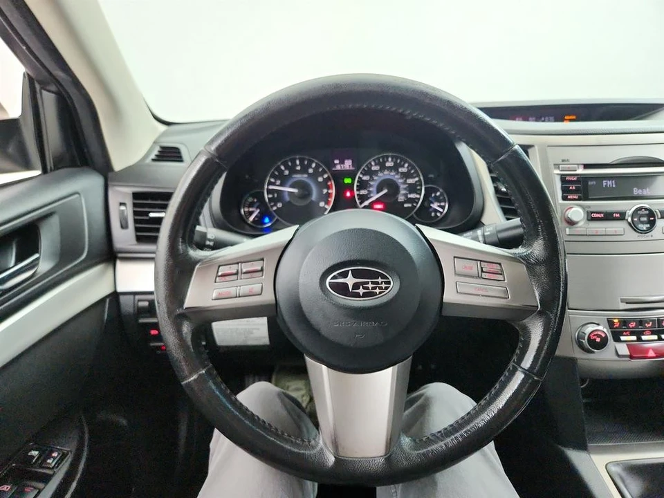 2010 Subaru Legacy 5th Gen - Image 16 of 31