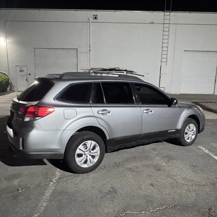 2010 Subaru Outback 4th Gen - Image 3 of 8