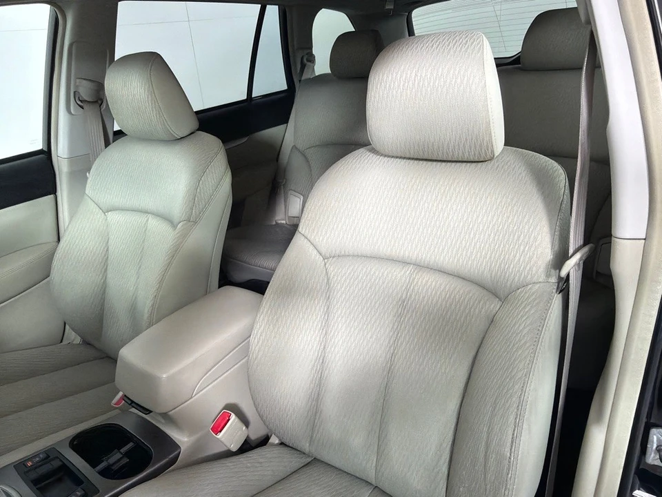2010 Subaru Outback 4th Gen - Image 11 of 12