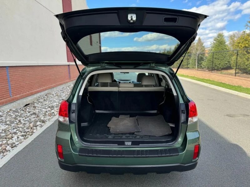 2010 Subaru Outback 4th Gen - Image 9 of 12