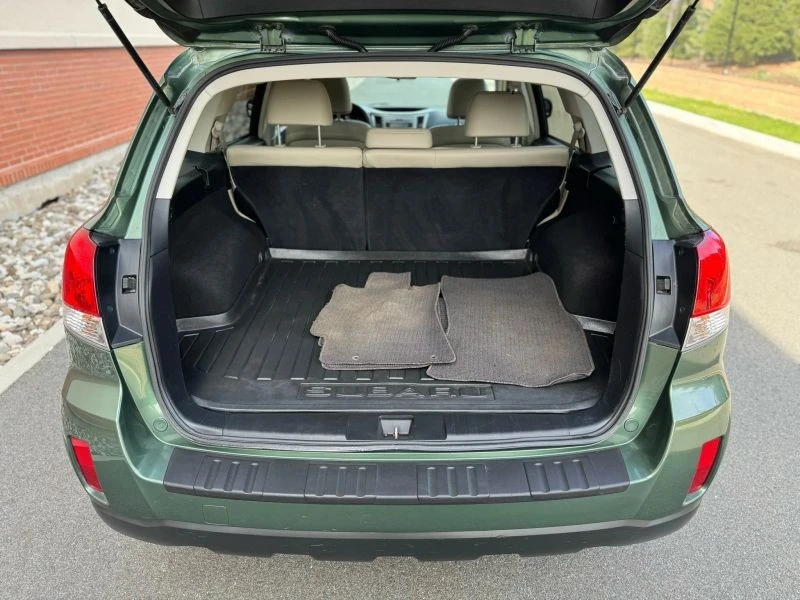 2010 Subaru Outback 4th Gen - Image 10 of 12